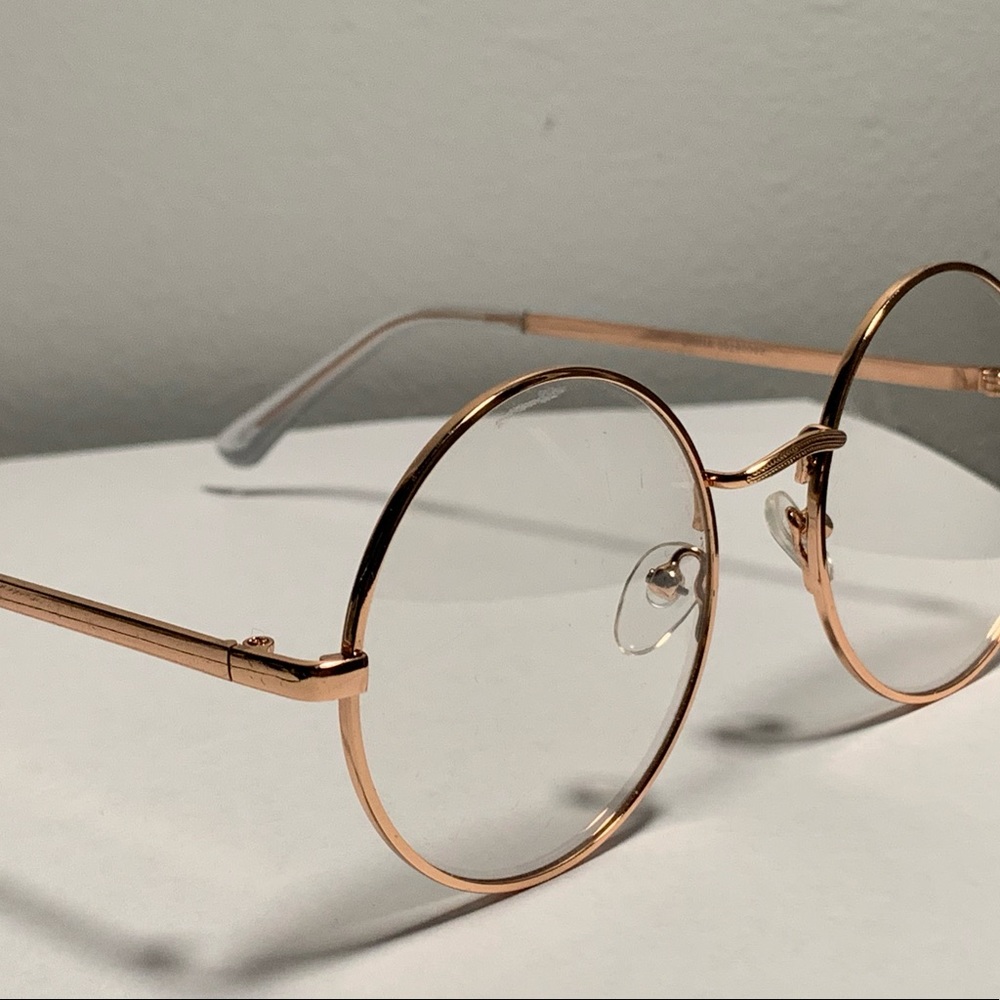 Clear glasses